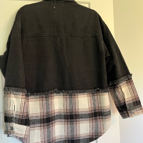 SO Denim & Plaid Mixed Media Jacket - Oversized Size S - NWT - Picture 4 of 7